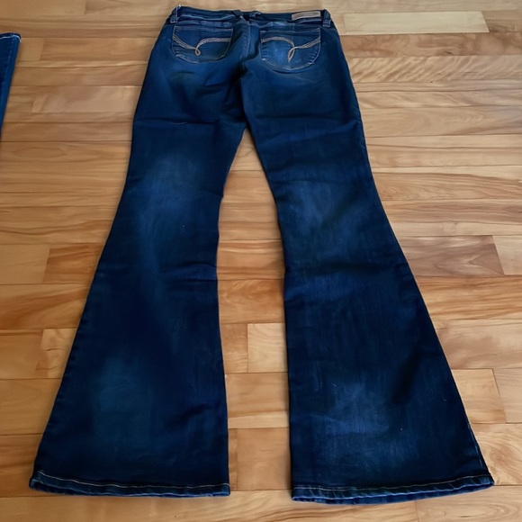 YMI 28 Low Rise Flare NWOT sz7 - Picture 10 of 11